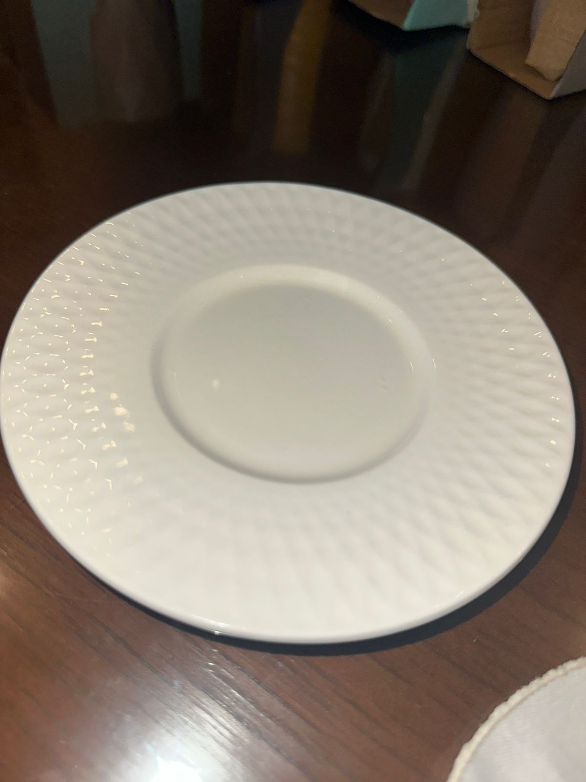 طقم فنجان شاي ابيض