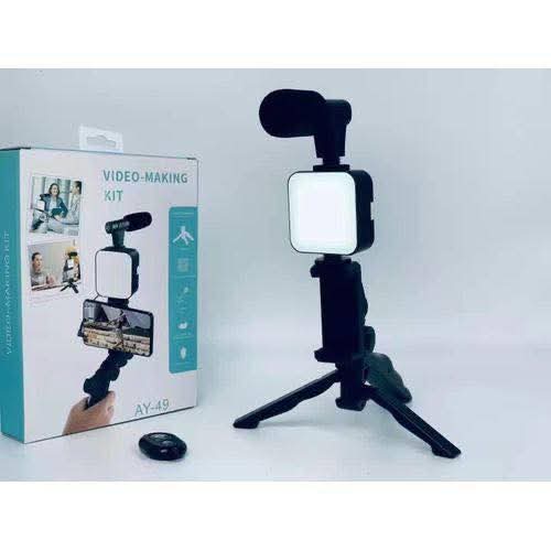 حامل موبايل مع اضاءة و مايك