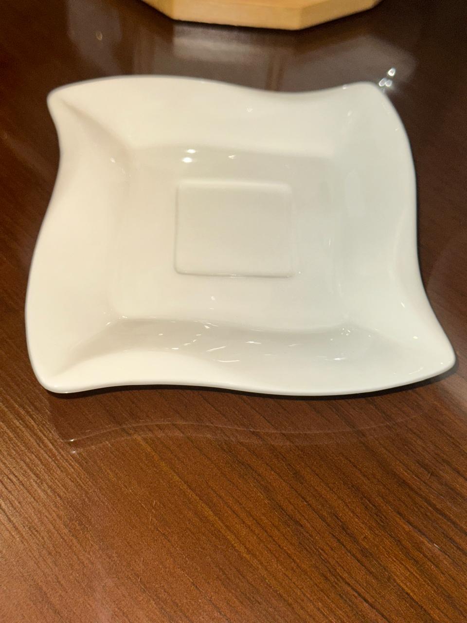 طقم فنجان قهوة تركي ابيض موديل كينج