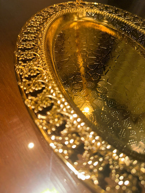 تمرية استانليس ذهبي بيضاوي