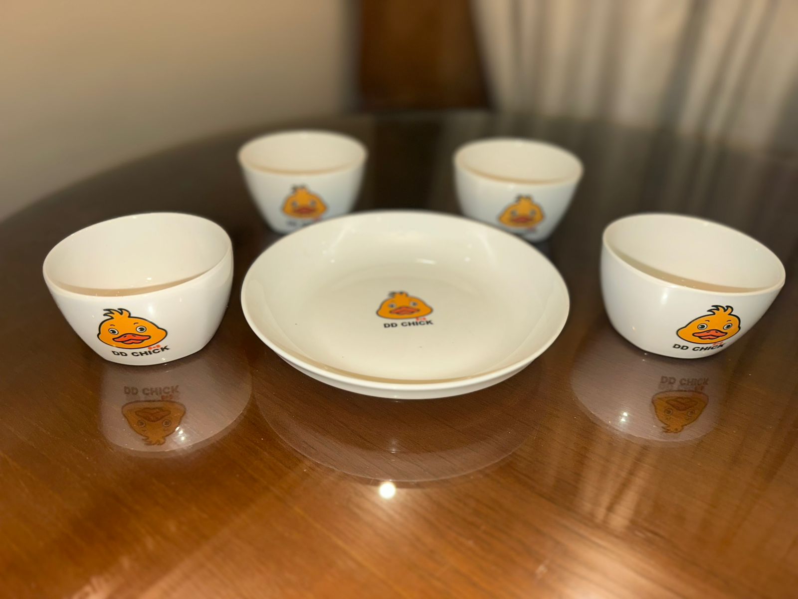 طقم اطباق اطفال بطوط