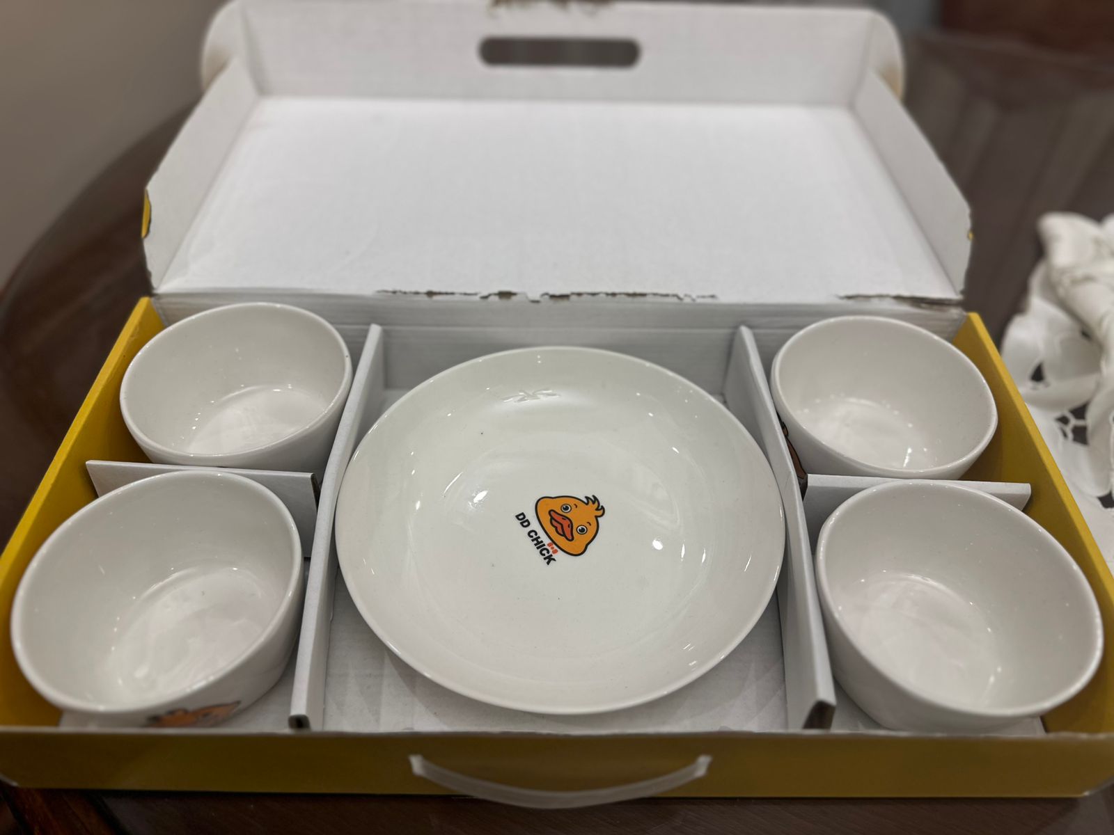 طقم اطباق اطفال بطوط