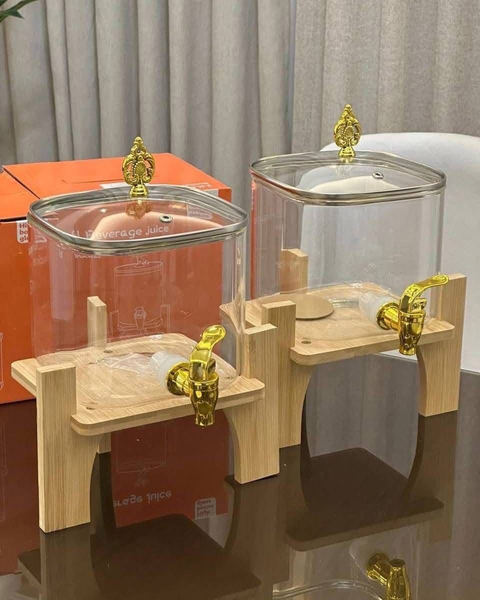 دسيبنسر عصير بحامل خشبي 2.5 لتر مربع