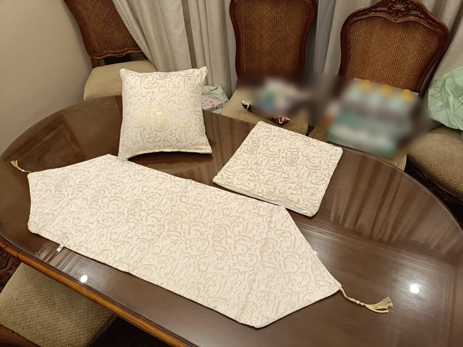 رانر تطريز دهبي +2كوشن